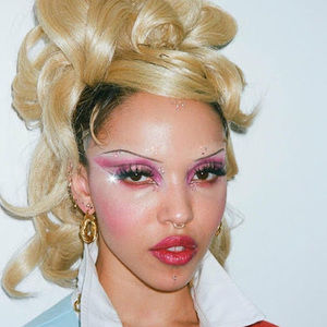 Meet your Posher, Chandler